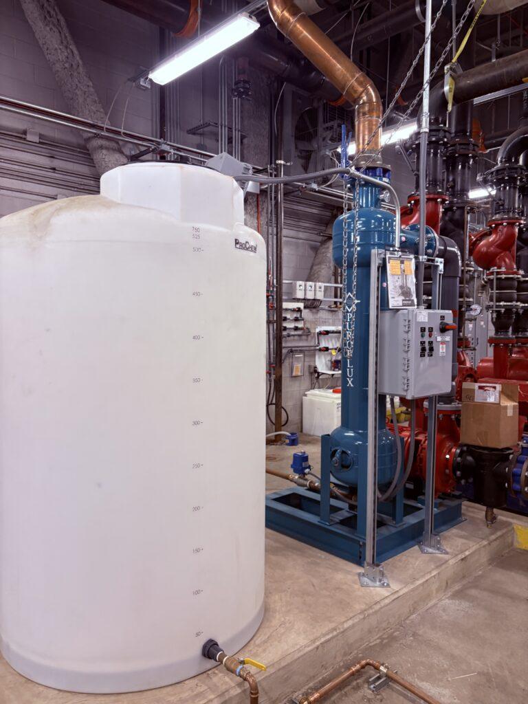 PF-64 w holding tank